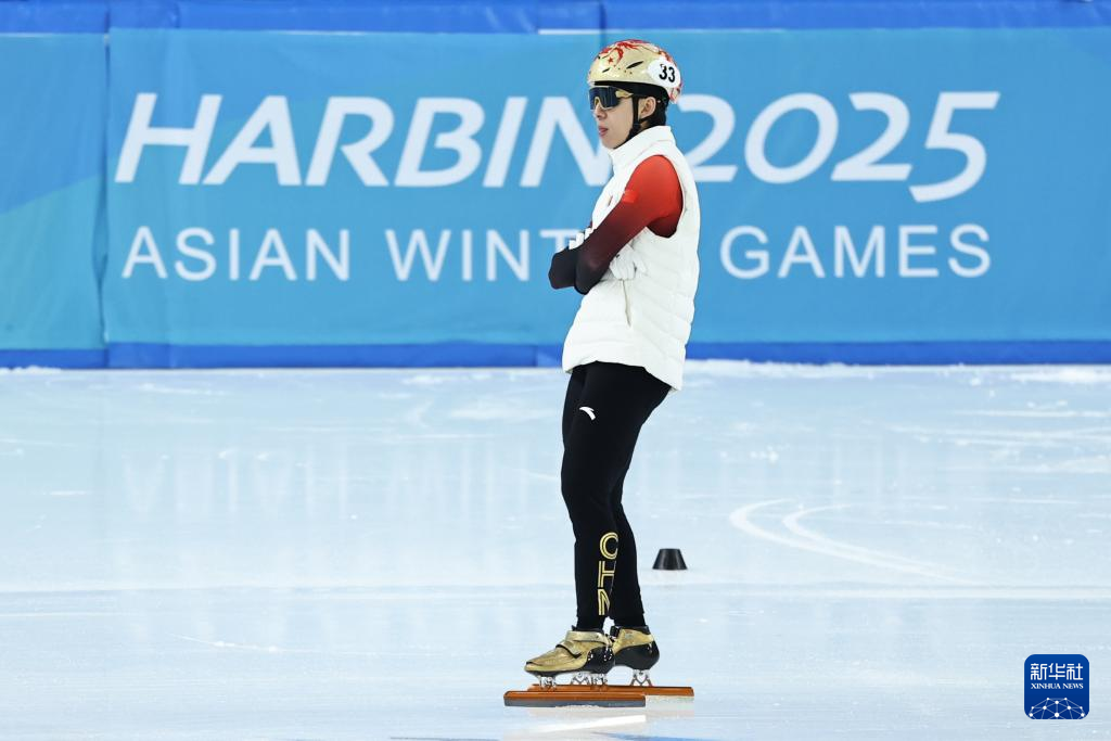 起了广泛关
